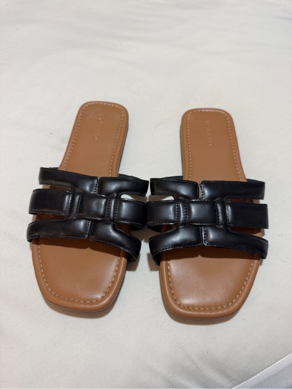 Torrid Size 9 slide sandal